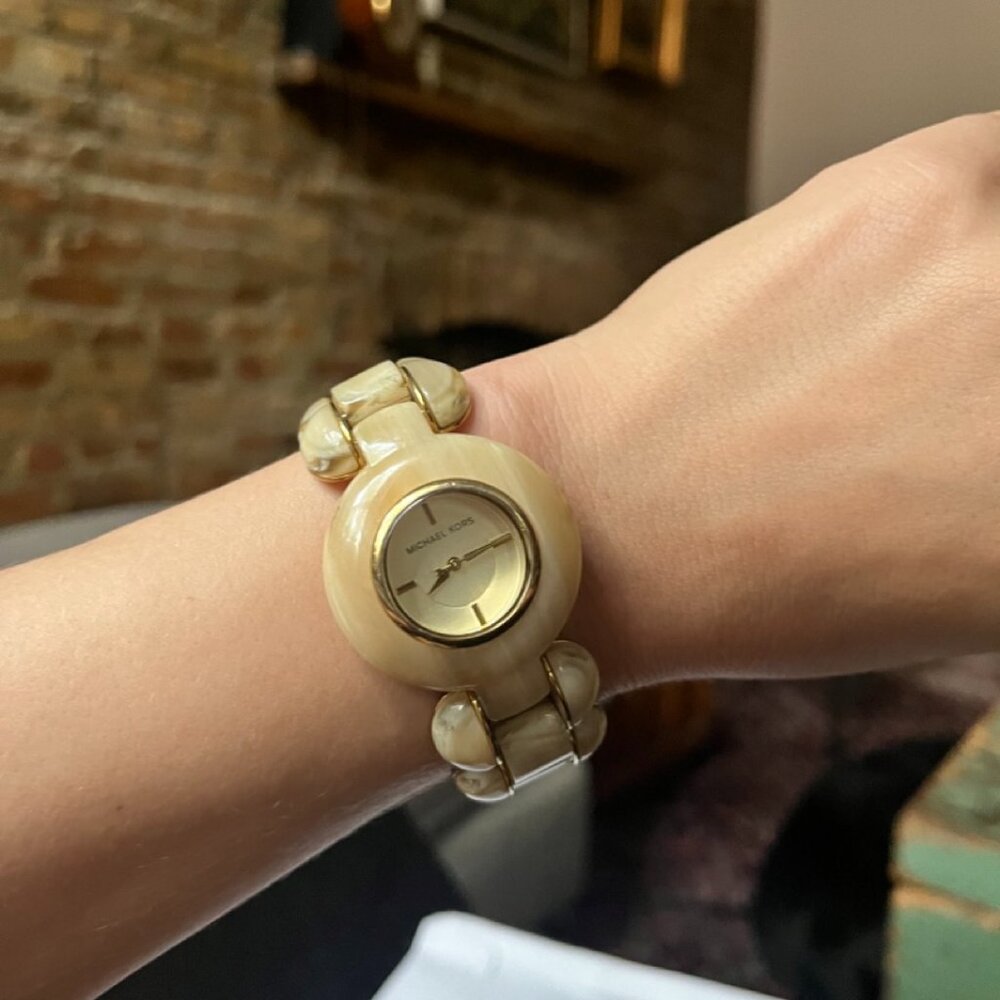 Vintage Y2K Chunky Michael Kors watch